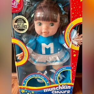 New Munchkin Cheers Lovee Doll Cheerleader